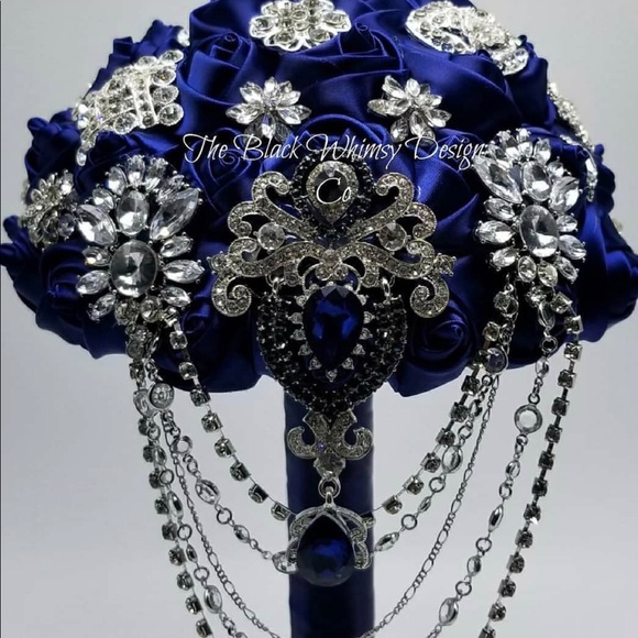 Be jeweled Bridal bouquet - Picture 1 of 9